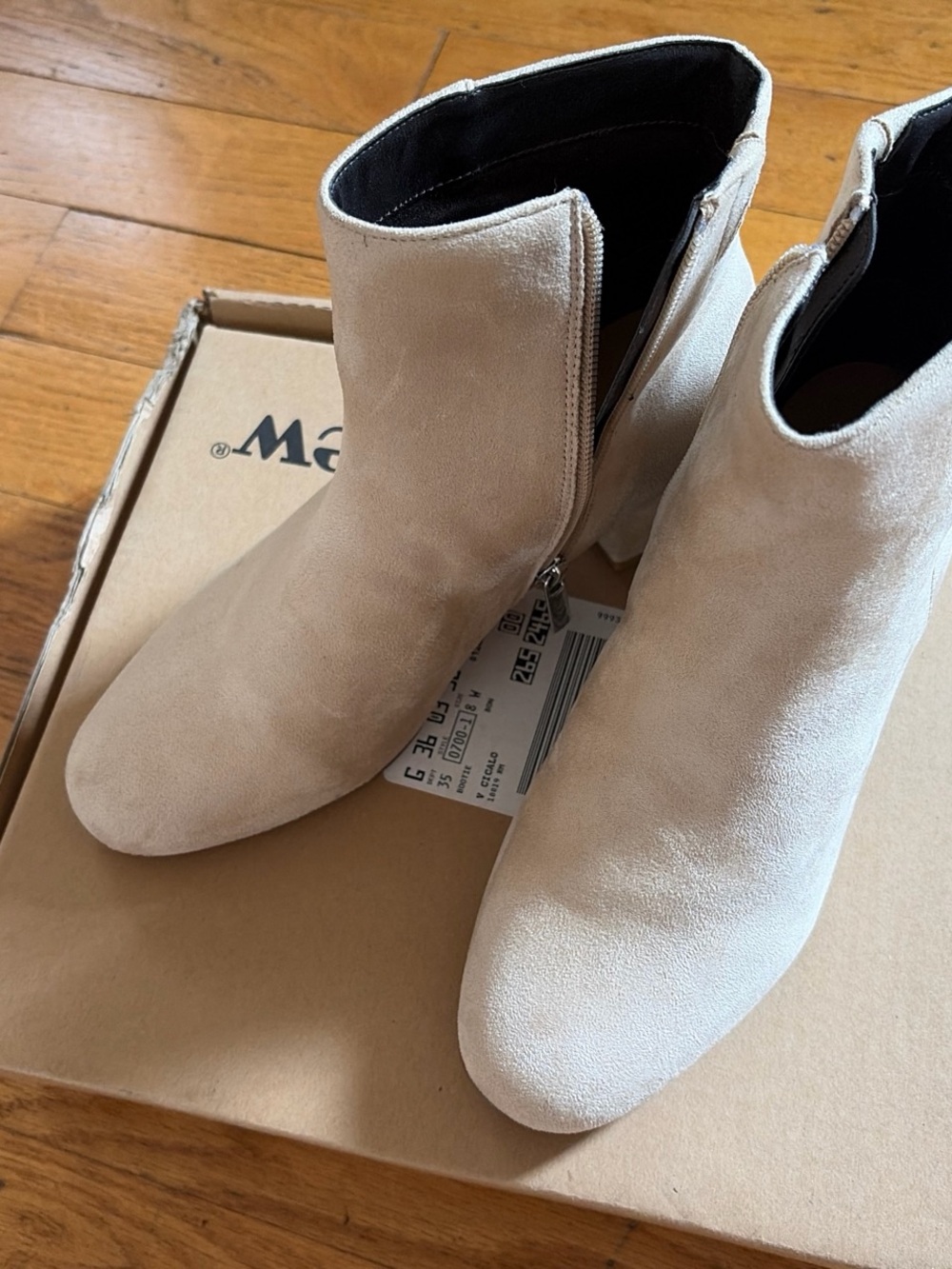 comfortview Light Beige Suede Ankle Booties with Side Zip